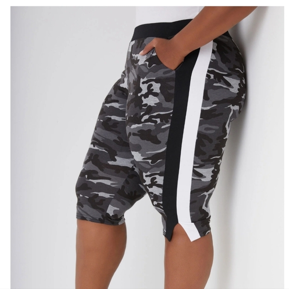 Camo Striped Capris - Picture 3 of 4